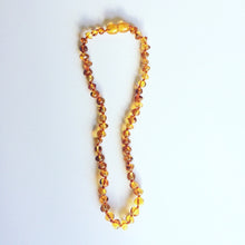 Load image into Gallery viewer, AMBER HONEY TEETHING NECKLACE
